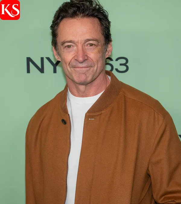Hugh Jackman lächelnd im Porträt – der Schauspieler Hugh Jackman bei einer öffentlichen Veranstaltung
